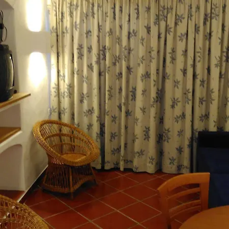 假日公园 Jardins Da Balaia 3*